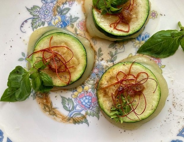 Grilled caciocavallo and zucchini with Chinese sauce